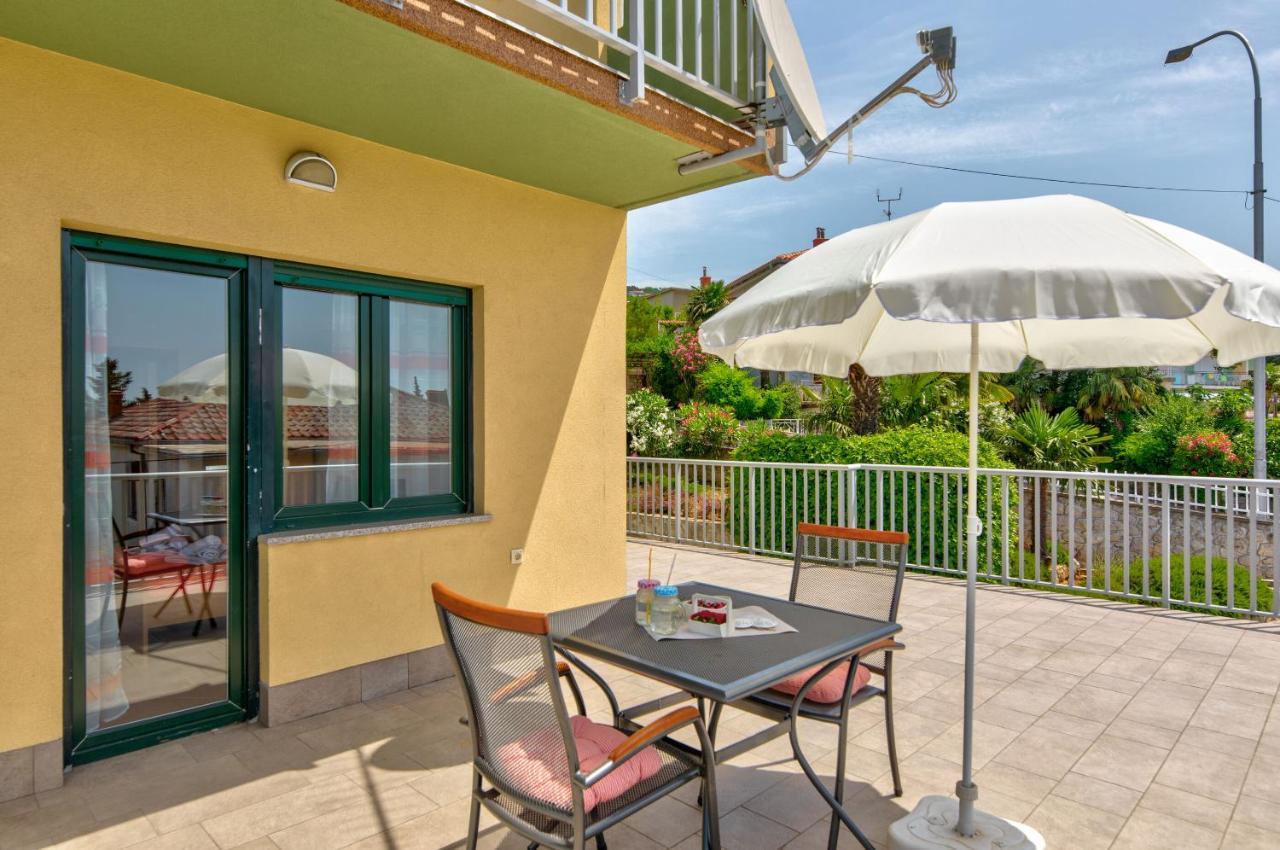 Apartments Jasna Crikvenica Kültér fotó